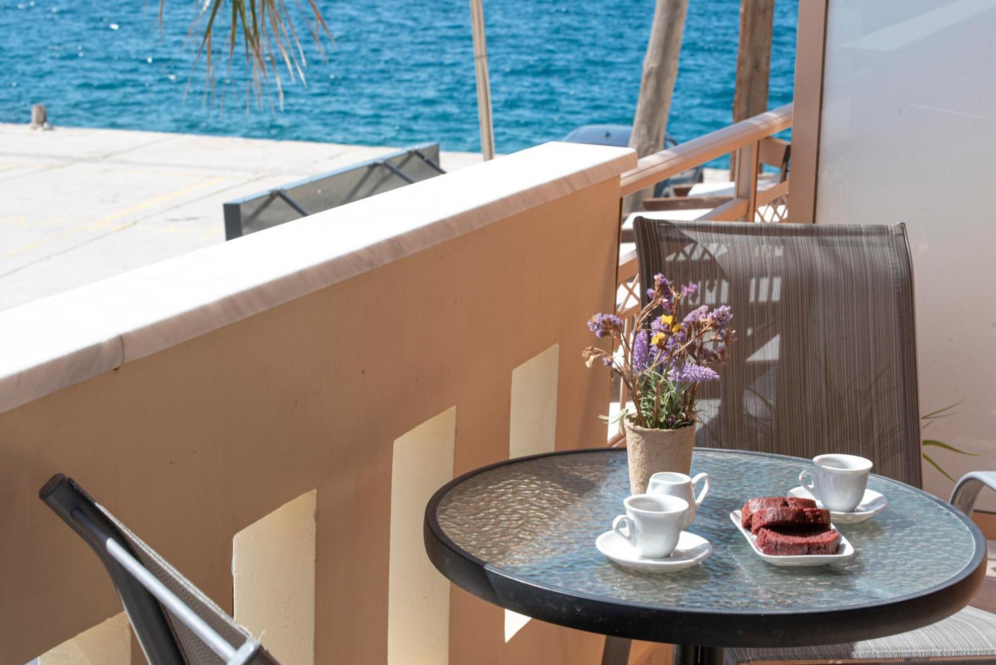 Ostrella Hotel - Luxury Rooms Mýtikas 외부 사진
