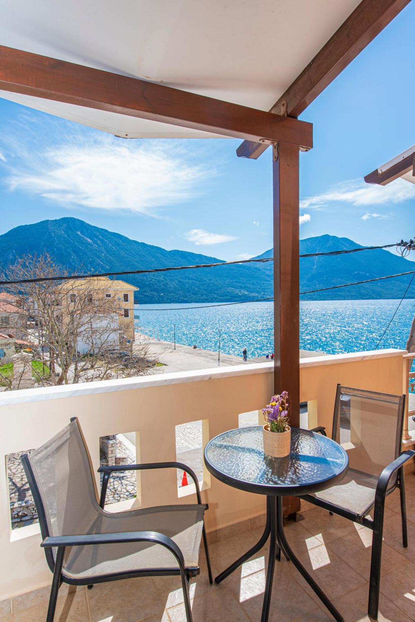Ostrella Hotel - Luxury Rooms Mýtikas 외부 사진
